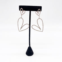 Load image into Gallery viewer, Heart Breaker