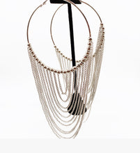 Load image into Gallery viewer, Chain Hoop - Marvelous Allure