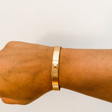 Load image into Gallery viewer, Simple Rivet Bangle (More Colors)