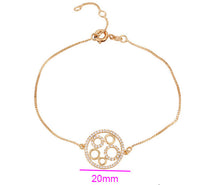 Load image into Gallery viewer, Circle Cluster Bracelet