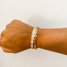 Load image into Gallery viewer, Cuff Link Bangle