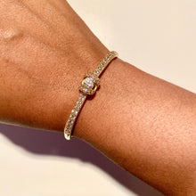 Load image into Gallery viewer, Crystal Knot Bangle