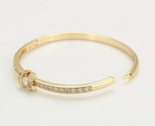 Load image into Gallery viewer, Crystal Knot Bangle