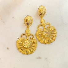 Load image into Gallery viewer, Pan