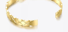 Load image into Gallery viewer, Quilted Bangle