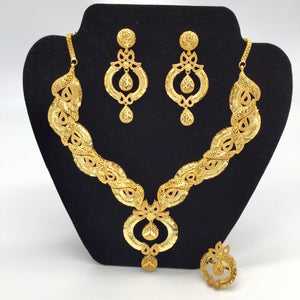 Gold Jewelry Set 