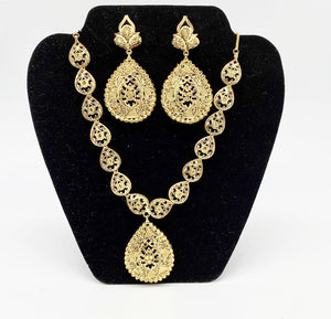 Gold Jewelry Set 